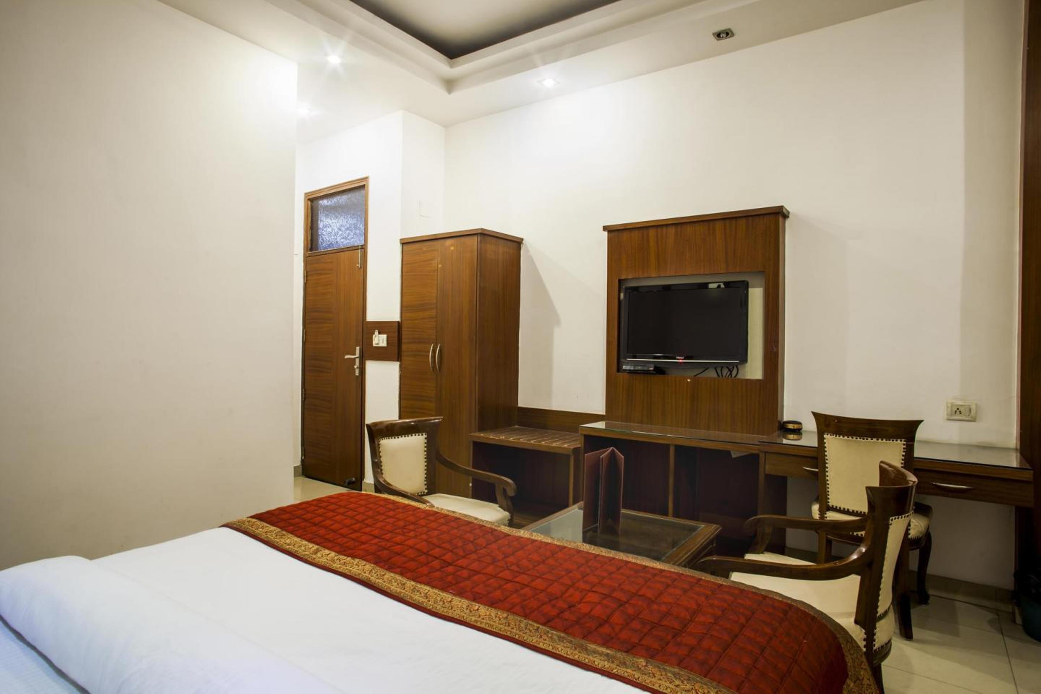 Oyo 3472 Hotel Rama Inn Nueva Delhi Exterior foto