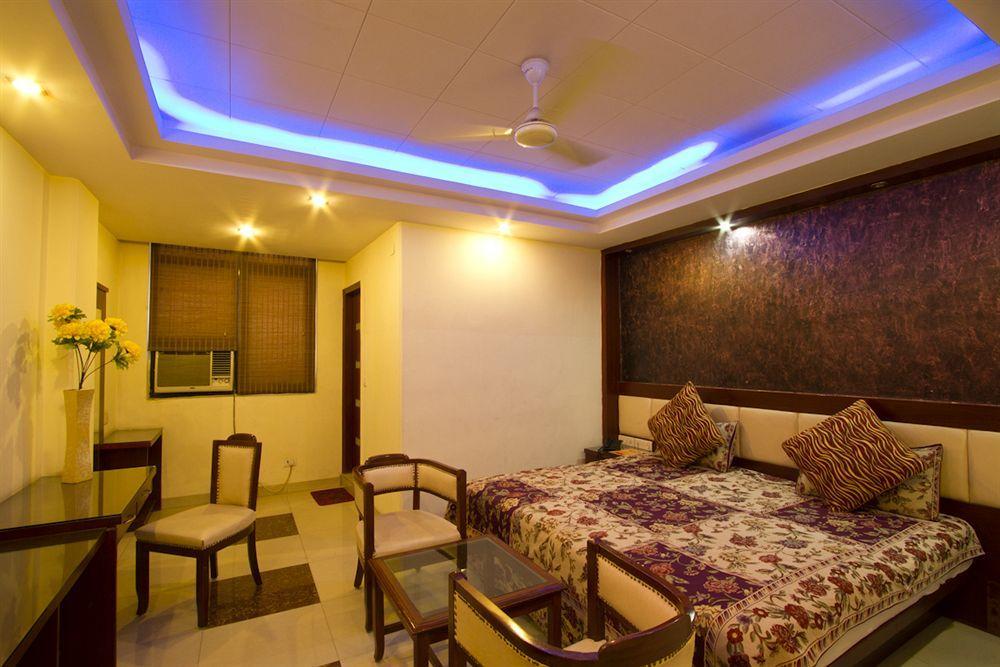 Oyo 3472 Hotel Rama Inn Nueva Delhi Exterior foto